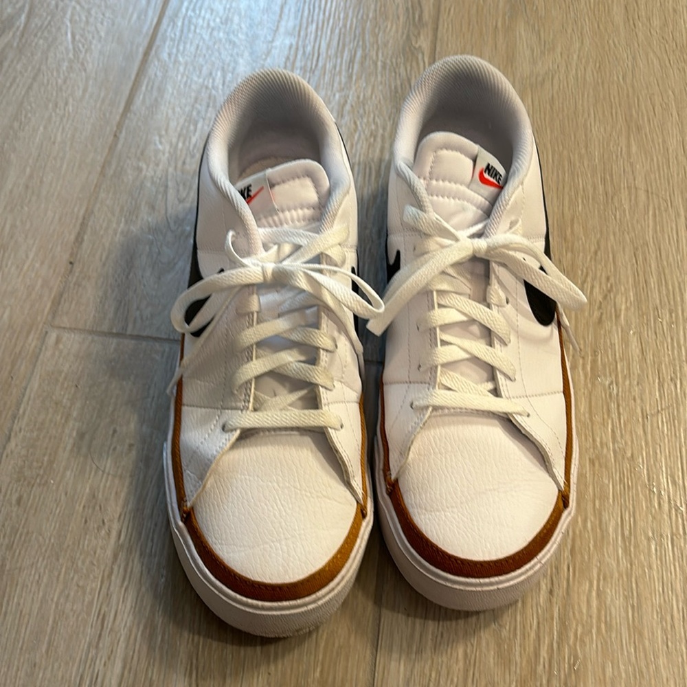 Men’s Nike “court legacy” shoes